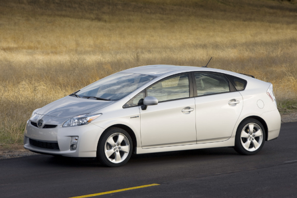 2010-toyota-prius-hybrid 2010-toyota-prius-hybrid