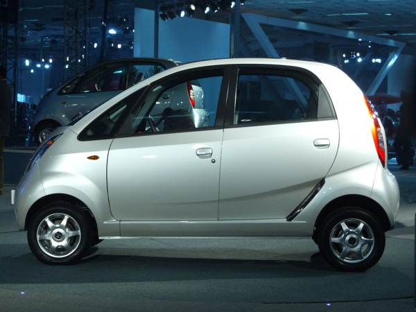 tata-nano_europa tata nano europa1 Worlds Cheapest Car, Tata Nano Coming to U.S. for $8000
