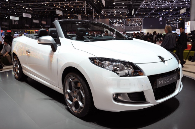 Renault Megane Coupe Cabriolet. The Megane Coupe-Cabriolet